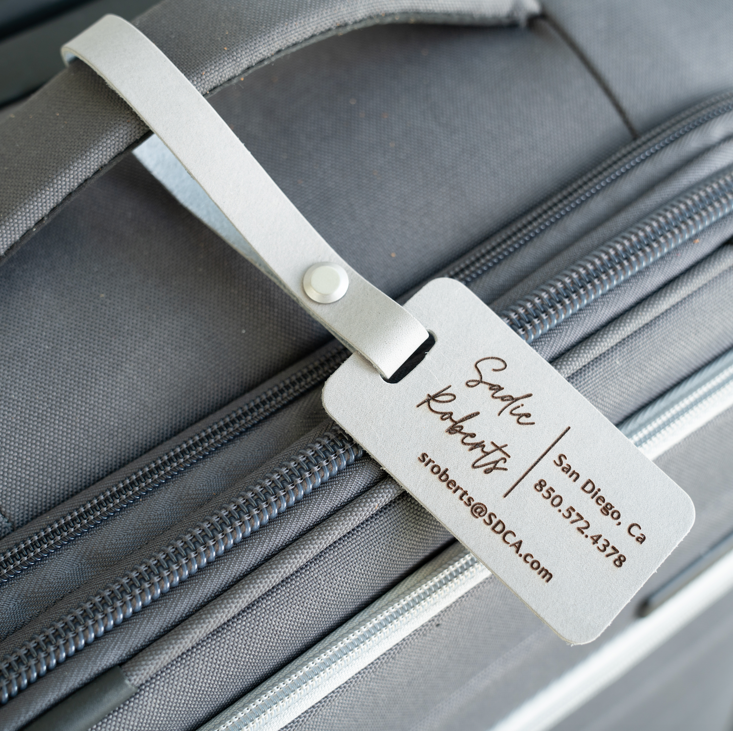 Personalized Leather Luggage Tag with Fastener