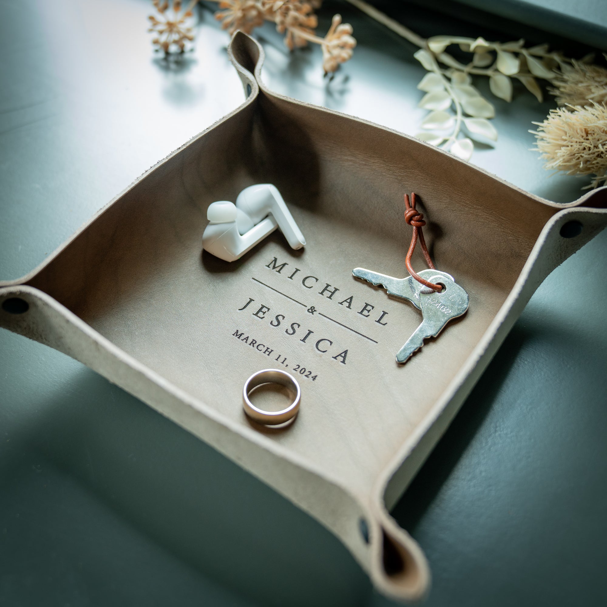 Personalized Leather Valet tray - Catchall Tray